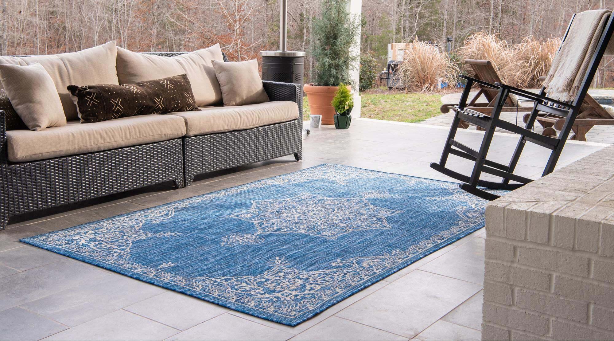 Unique Loom Outdoor Rugs - Outdoor Traditional Medallion Rectangular 8x11 Rug Blue & Ivory
