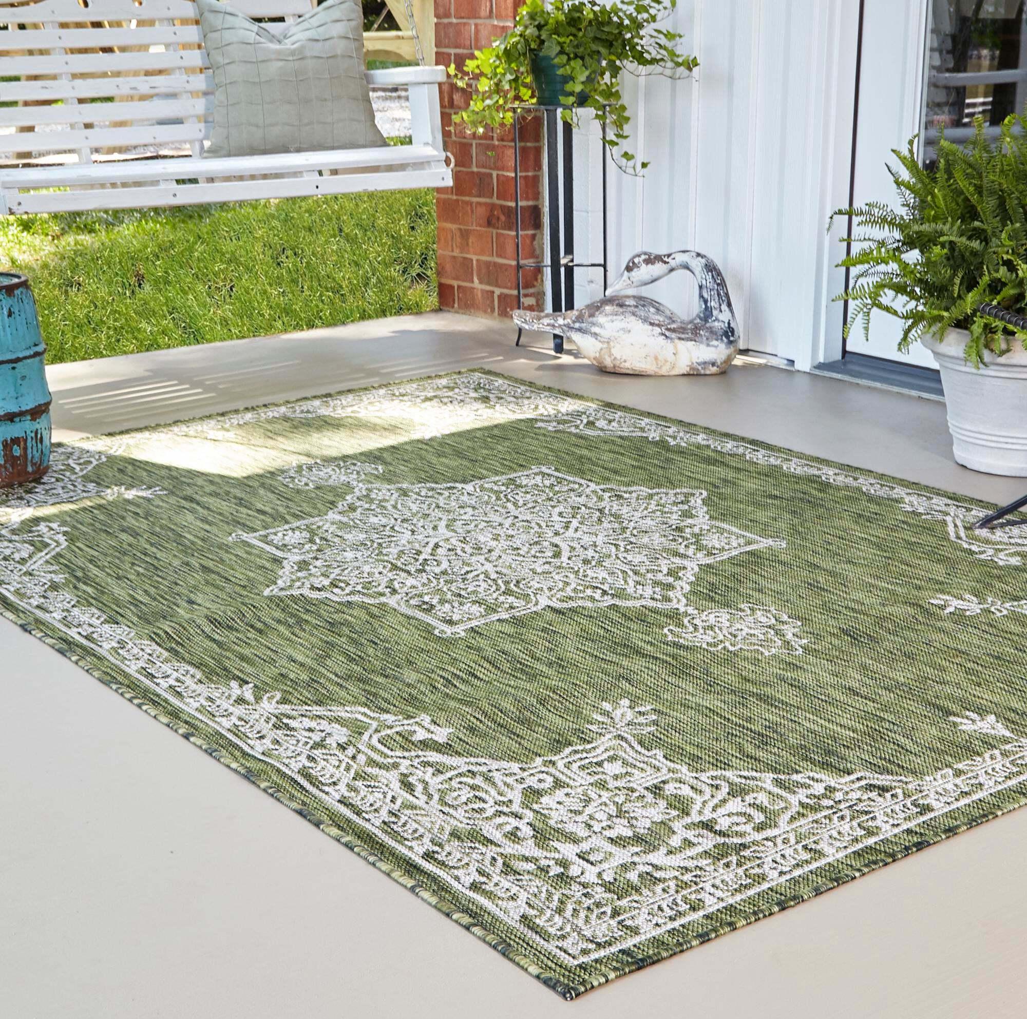 Unique Loom Outdoor Rugs - Outdoor Traditional Medallion Rectangular 9x12 Rug Green & Ivory