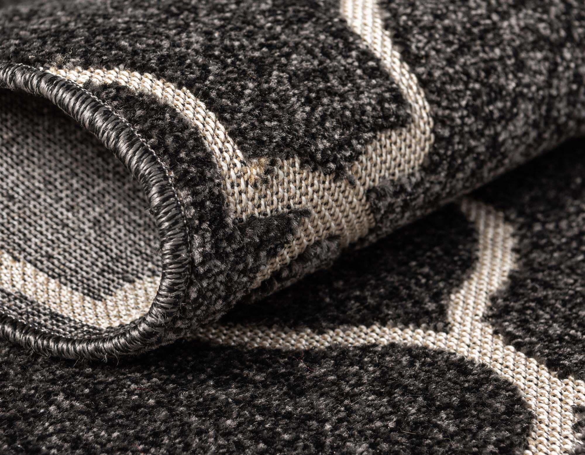 Unique Loom Outdoor Rugs - Outdoor Trellis Geometric Rectangular 8x10 Rug Black & Ivory