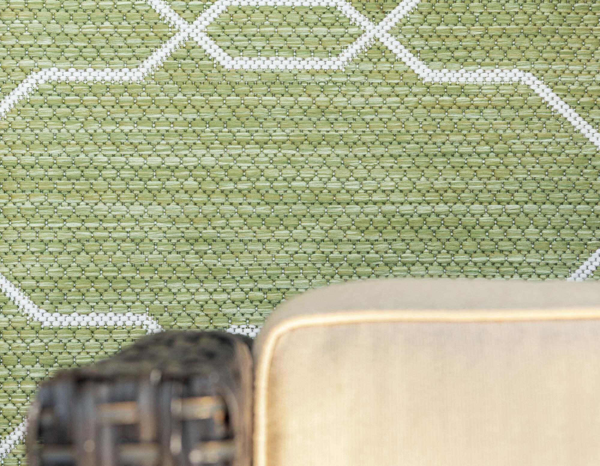 Unique Loom Outdoor Rugs - Outdoor Trellis Rectangular 9x12 Rug Green & Ivory