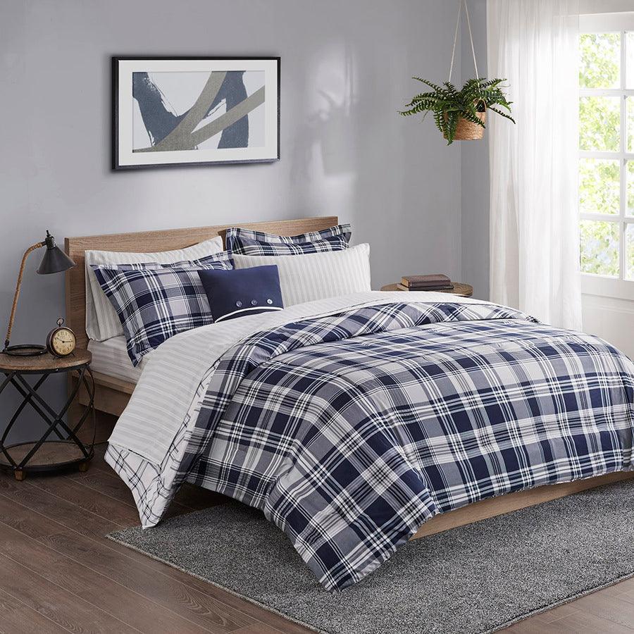 Olliix.com Comforters & Blankets - Patrick Transitional Reversible Complete Bedding Set Navy Cal King