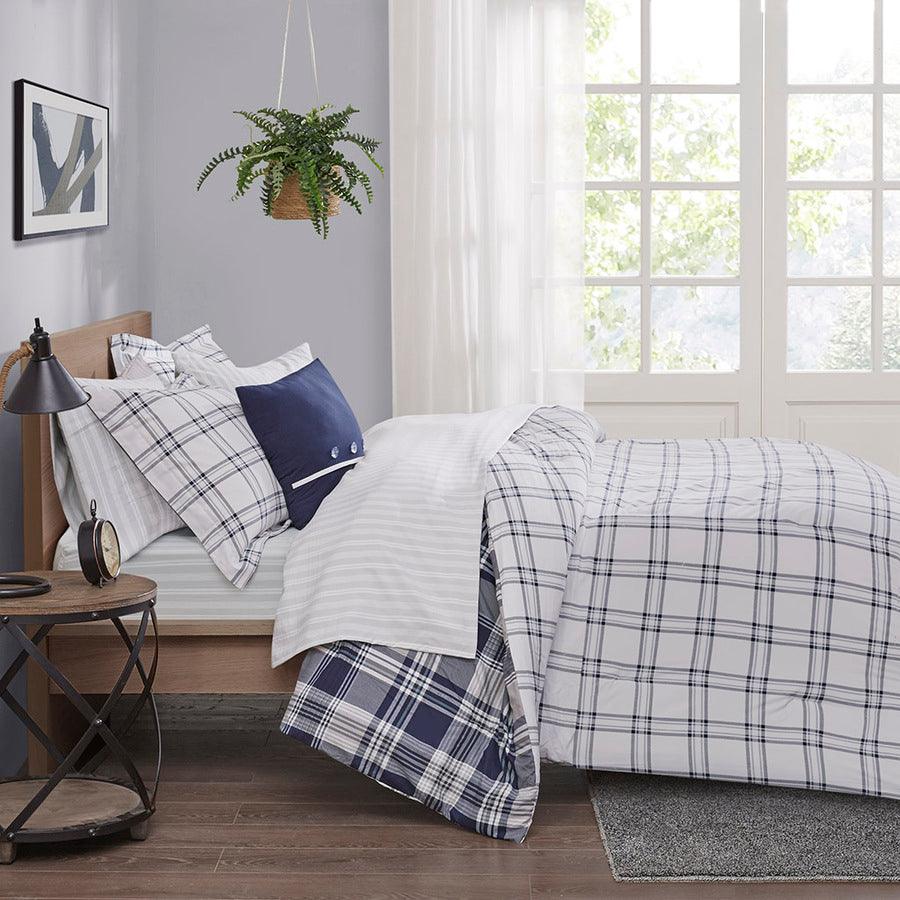 Olliix.com Comforters & Blankets - Patrick Transitional Reversible Complete Bedding Set Navy Cal King