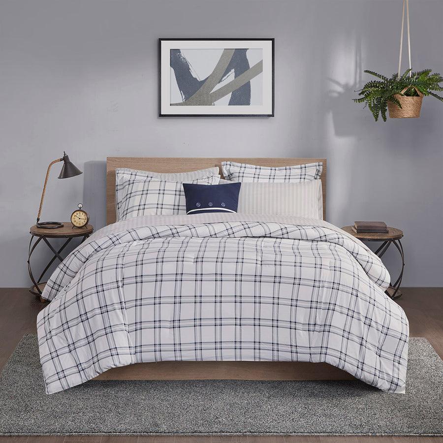 Olliix.com Comforters & Blankets - Patrick Transitional Reversible Complete Bedding Set Navy Cal King