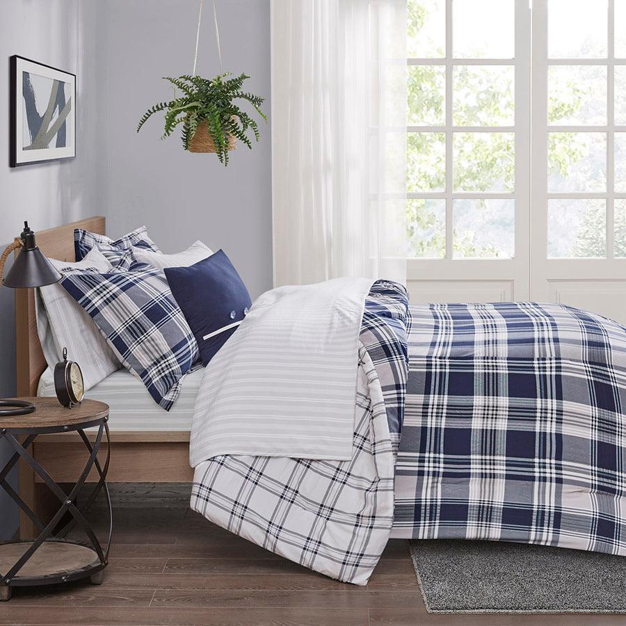 Olliix.com Comforters & Blankets - Patrick Transitional Reversible Complete Bedding Set Navy Cal King