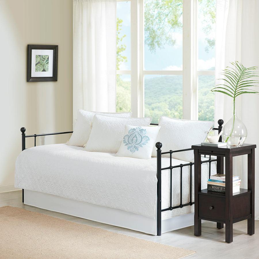 Olliix.com Comforters & Blankets - Quebec Daybed 6 Piece Reversible Daybed Cover Set White