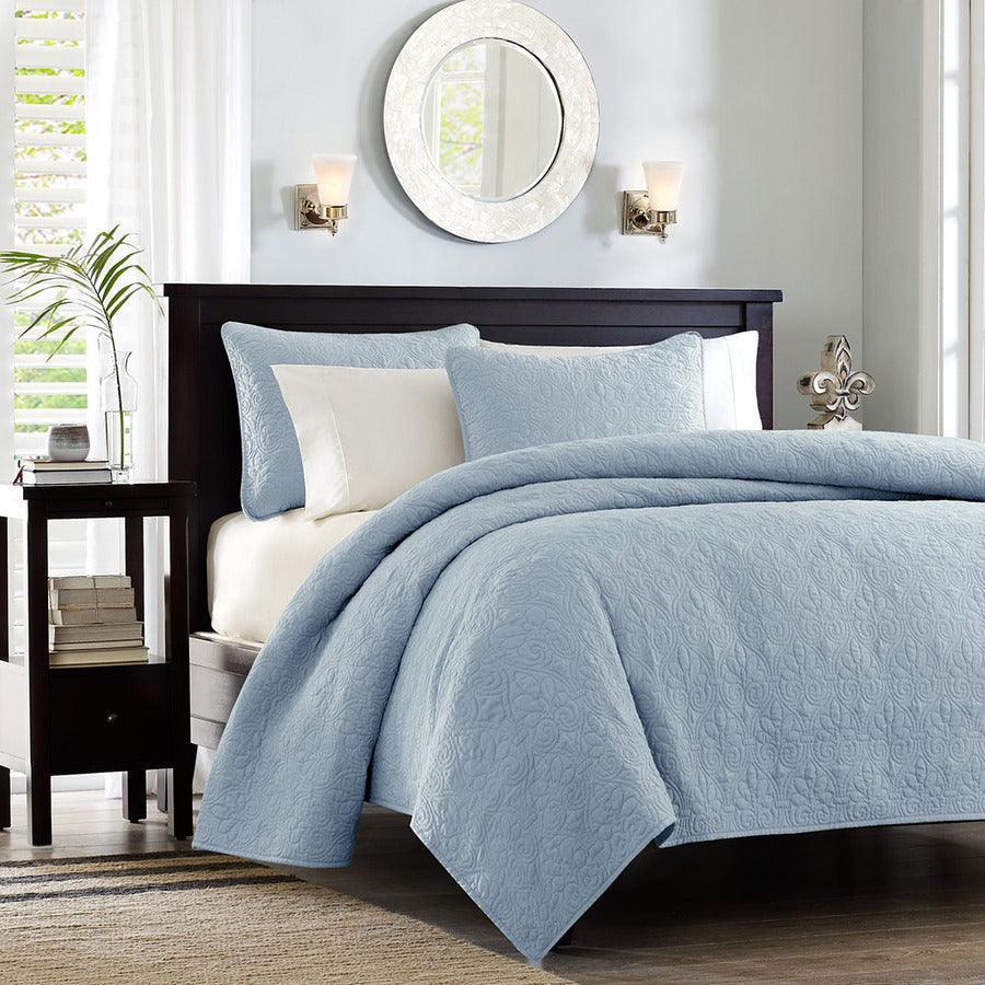 Olliix.com Comforters & Blankets - Quebec Full/Queen Reversible Coverlet Set Blue