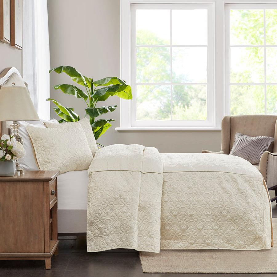 Olliix.com Comforters & Blankets - Quebec King 3 Piece Fitted Bedspread Set Cream
