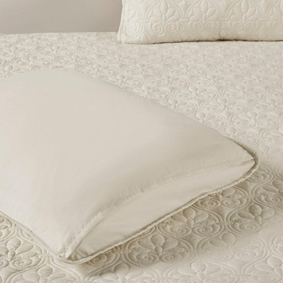 Olliix.com Comforters & Blankets - Quebec King 3 Piece Fitted Bedspread Set Cream
