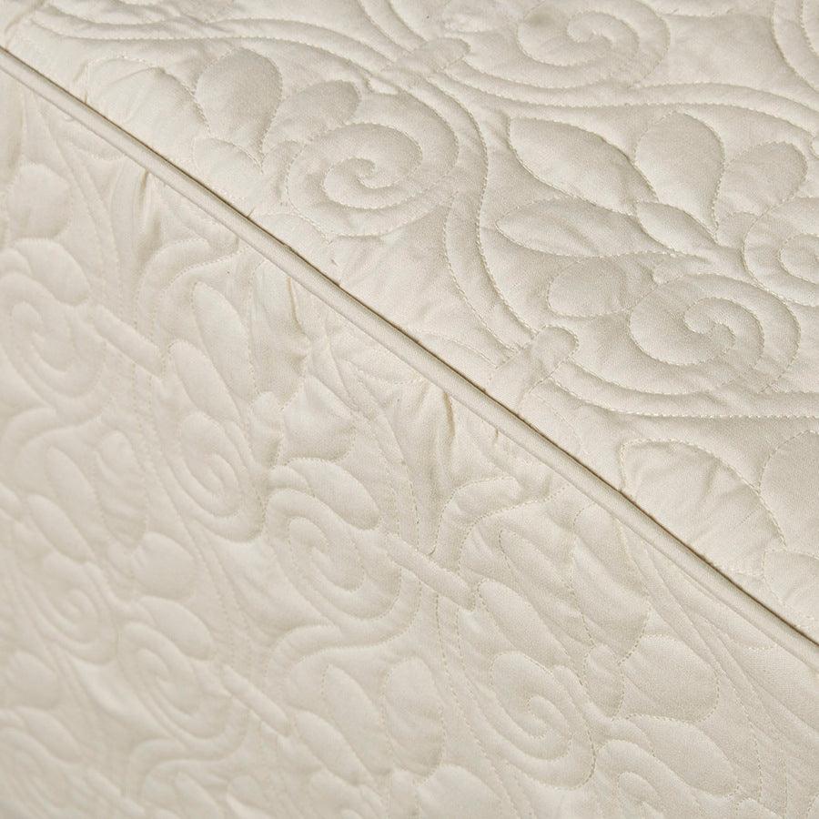 Olliix.com Comforters & Blankets - Quebec King 3 Piece Fitted Bedspread Set Cream