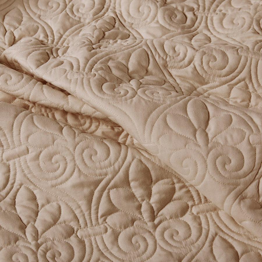 Olliix.com Comforters & Blankets - Quebec Queen 3 Piece Fitted Bedspread Set Khaki