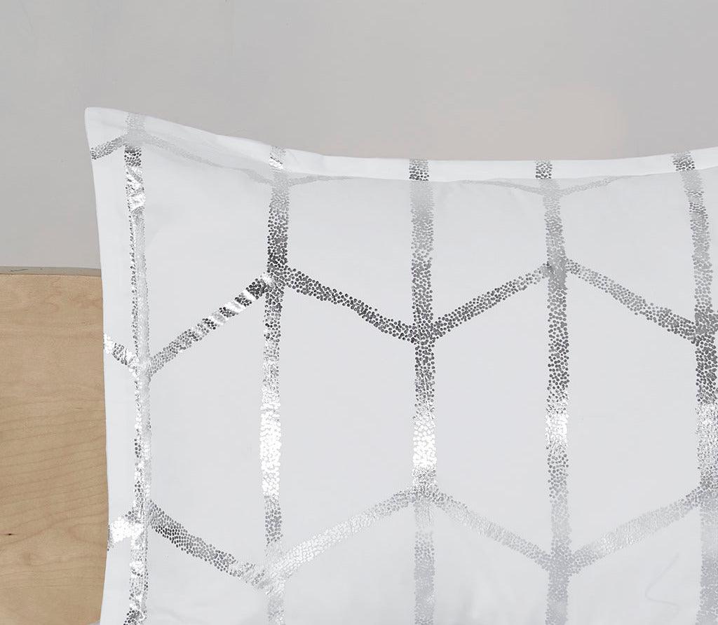 Olliix.com Comforters & Blankets - Raina Shabby Chic Metallic Printed Comforter Set White | Silver Twin/Twin XL