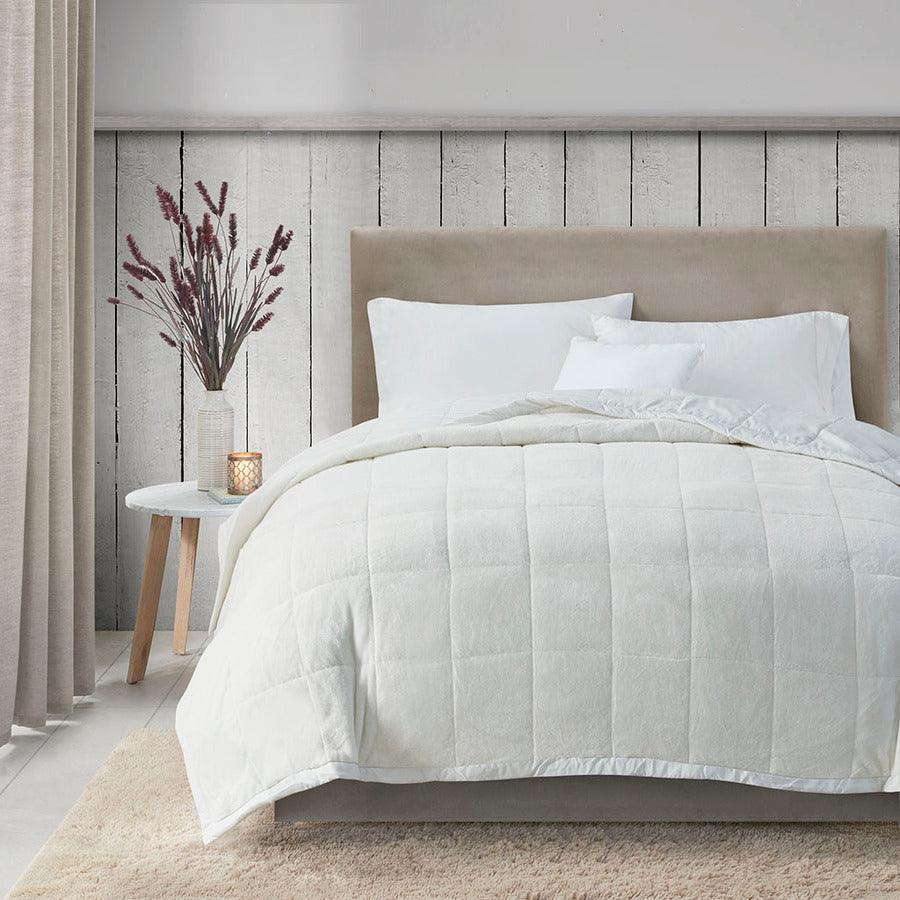Olliix.com Comforters & Blankets - Reversible HeiQ Smart Temperature Down Alternative Blanket Ivory MP51-6374
