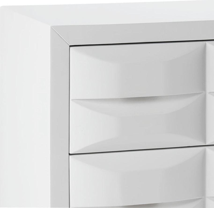 Olliix.com Chest of Drawers - Rubrix 3 Drawer Chest White