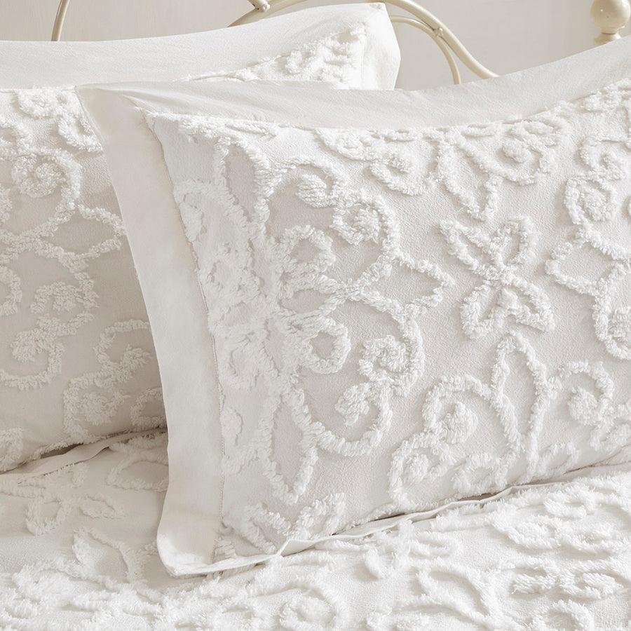 Olliix.com Comforters & Blankets - Sabrina Daybed 5 Piece Tufted Cotton Chenille Daybed Set White