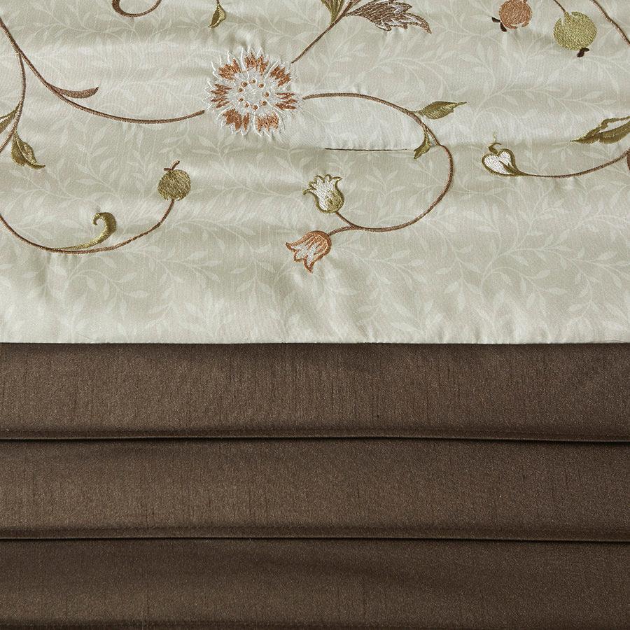Olliix.com Comforters & Blankets - Serene Embroidered Transitional 7 Piece Comforter Set Green Queen