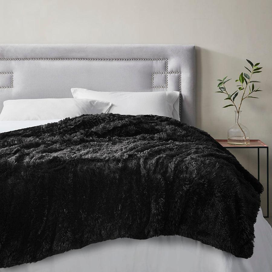 Olliix.com Comforters & Blankets - Shaggy Fur Weighted Blanket Black BR51-3077