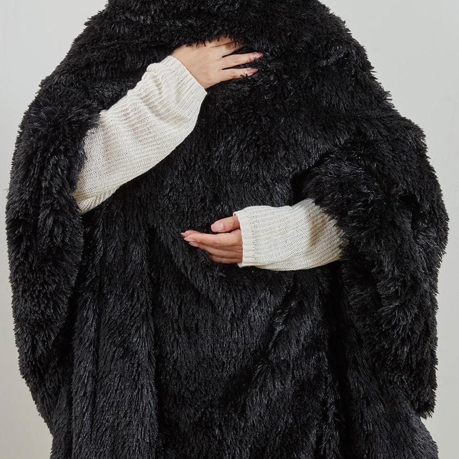 Olliix.com Comforters & Blankets - Shaggy Fur Weighted Blanket Black BR51-3077