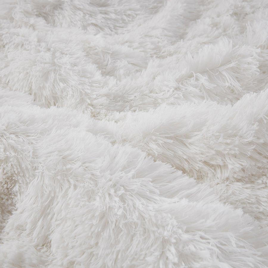 Olliix.com Comforters & Blankets - Shaggy Fur Weighted Blanket Ivory BR51-3079