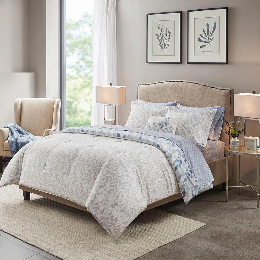 Olliix.com Comforters & Blankets - Sofia Reversible 36 " W Complete Bedding Set Blue King