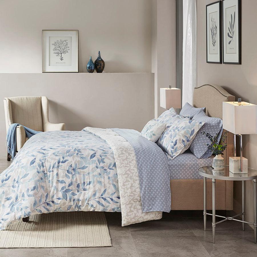 Olliix.com Comforters & Blankets - Sofia Reversible 36 " W Complete Bedding Set Blue King