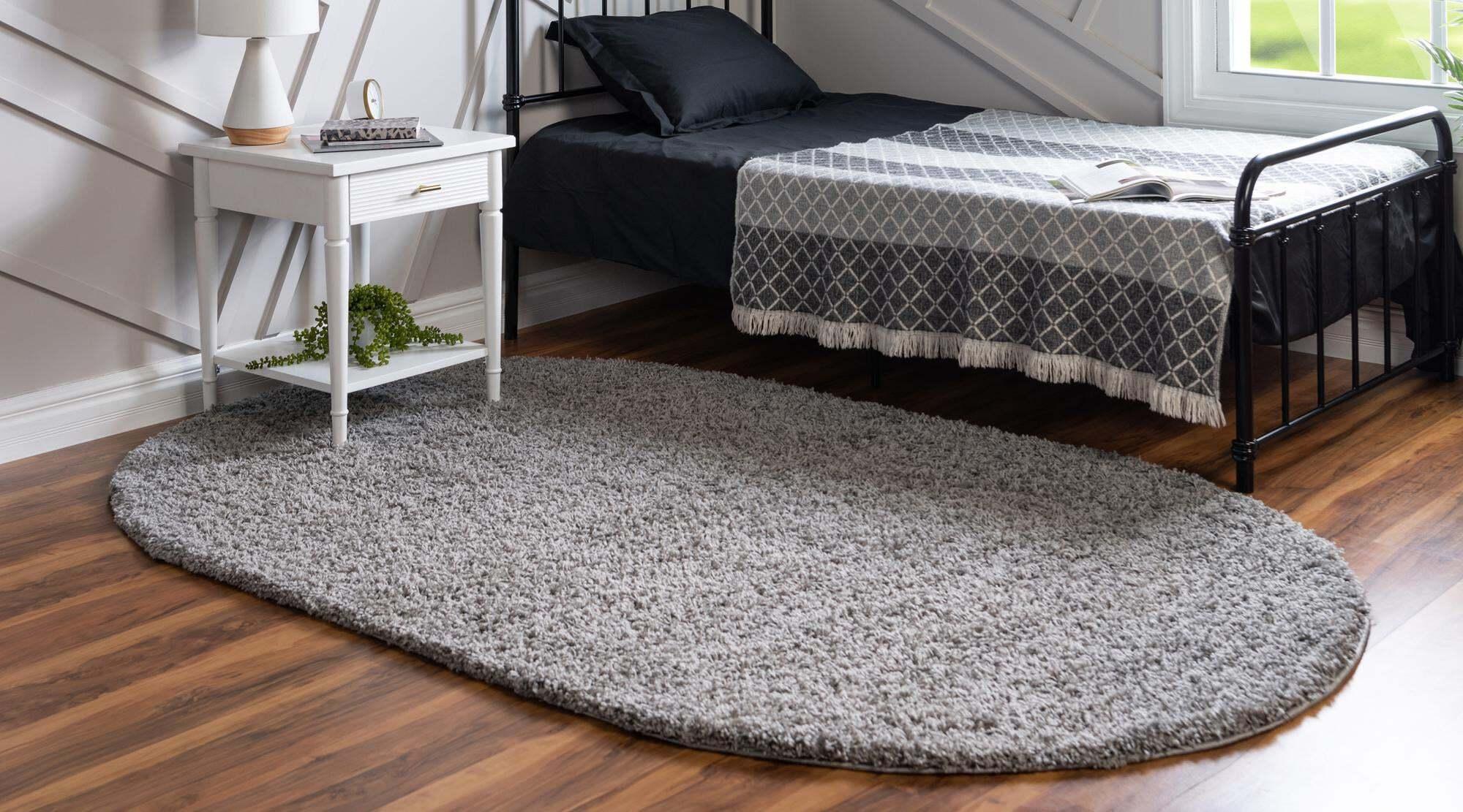 Unique Loom Indoor Rugs - Solid Shag Solid Oval 8x10 Oval Rug Cloud Gray