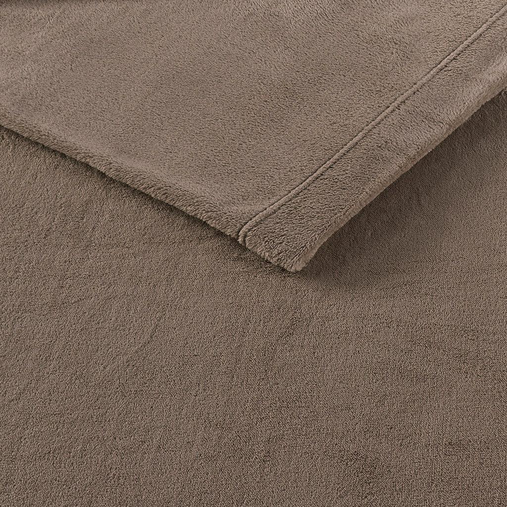 Olliix.com Sheets & Sheet Sets - Soloft Plush Queen Sheet Set Brown