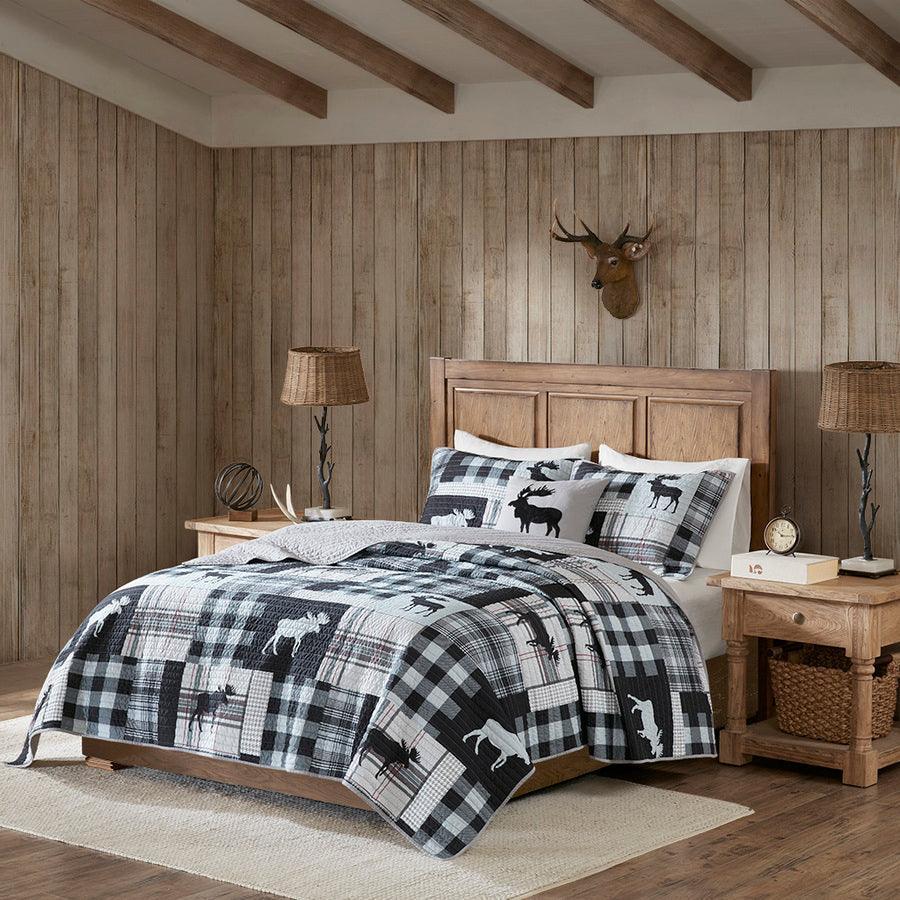 Olliix.com Comforters & Blankets - Sweetwater Lodge/Cabin Oversized 4 Piece Quilt Set King/CalKing Black & Gray