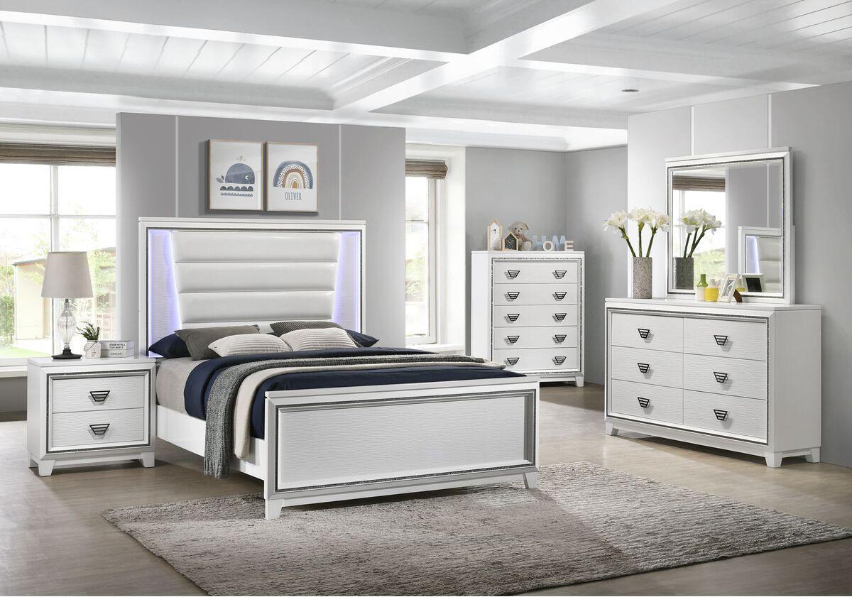 Elements Bedroom Sets - Taunder Full 3 Piece Bedroom Set in White