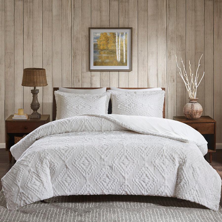 Olliix.com Comforters & Blankets - Teton Embroidered Plush Coverlet Set King/Cal King Ivory