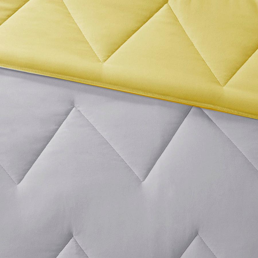 Olliix.com Comforters & Blankets - Trixie Casual Reversible Comforter Mini Set Gray King