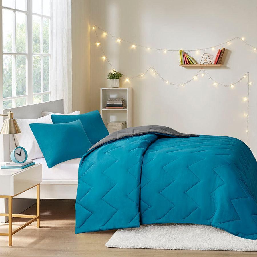 Olliix.com Comforters & Blankets - Trixie Casual Reversible Comforter Mini Set Teal King/Cal King