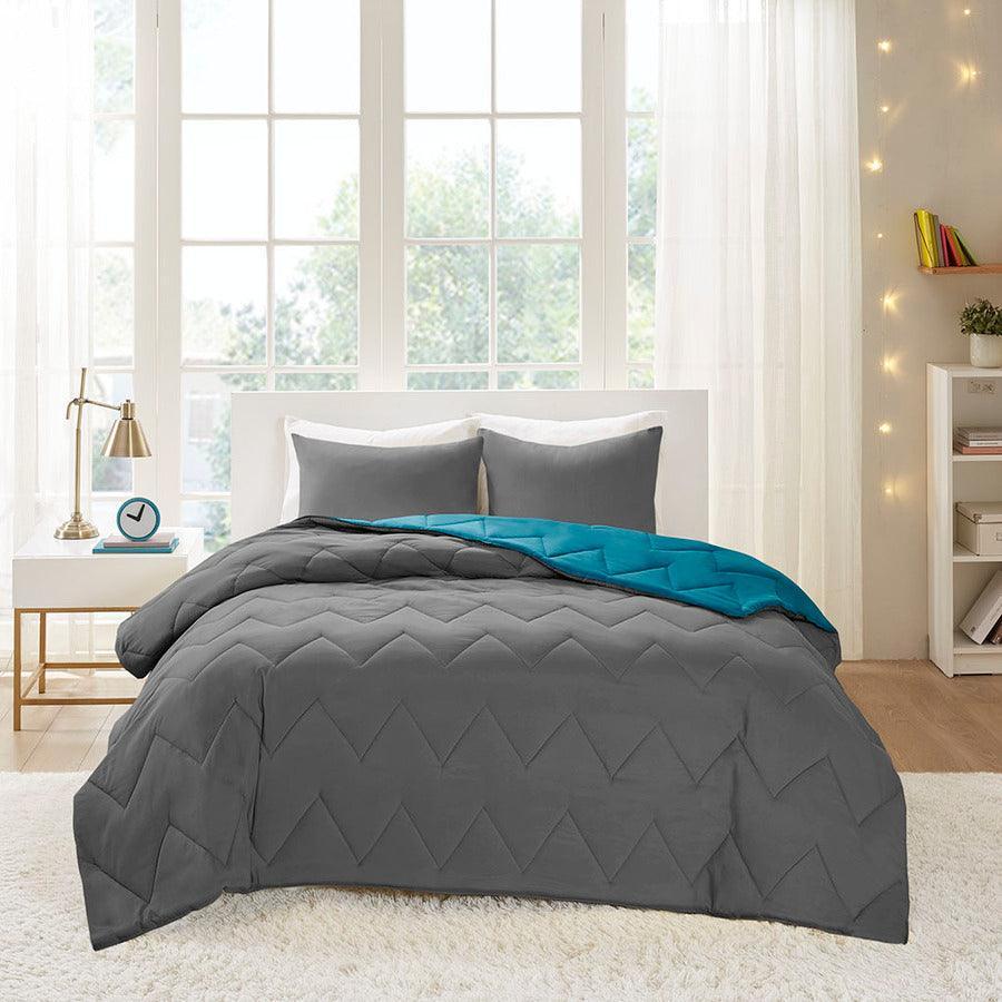 Olliix.com Comforters & Blankets - Trixie Casual Reversible Comforter Mini Set Teal King/Cal King
