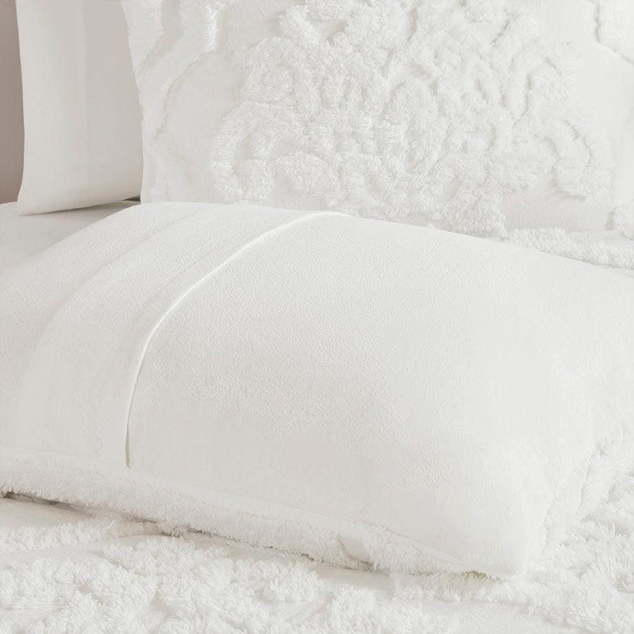 Olliix.com Comforters & Blankets - Viola 3 Piece Tufted Cotton Chenille Damask Comforter Set White King/Cal King