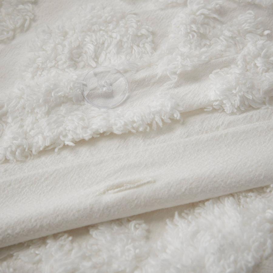 Olliix.com Duvet & Duvet Sets - Viola Shabby Chic 3 Piece Tufted Cotton Chenille Damask Duvet Cover Set King/Cal King White