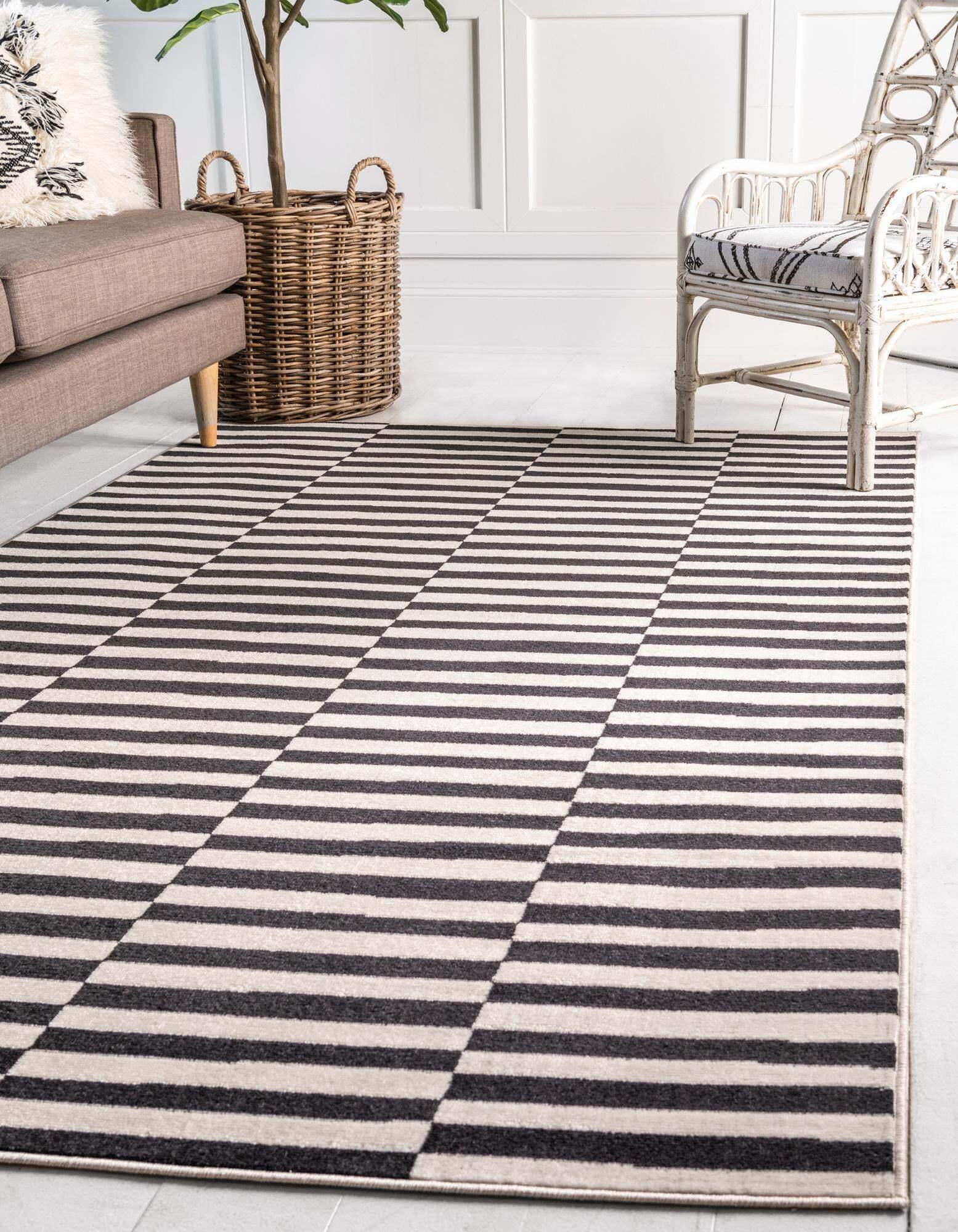 Unique Loom Indoor Rugs - Williamsburg Striped 5x8 Rug Black & Beige