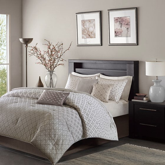 Olliix.com Comforters & Blankets - 7 Piece Comforter Set Silver Cal King