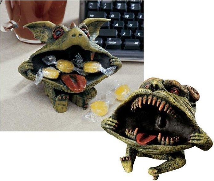 Design Toscano Spooky Decor - Dieter The Dragon Big Mouth