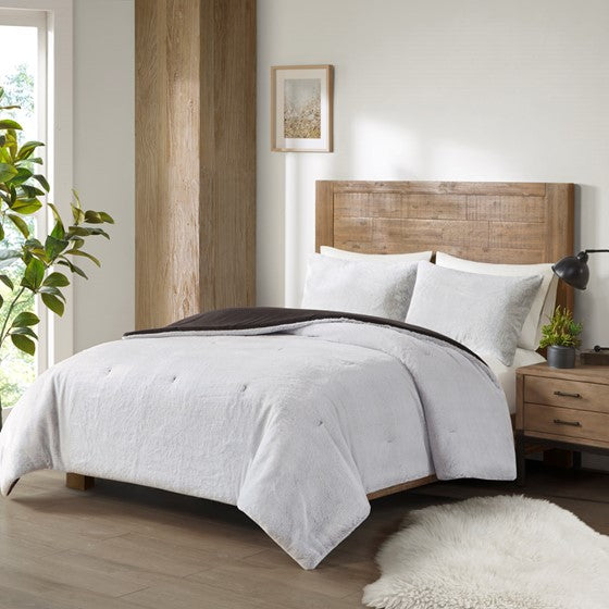 Olliix.com Comforters & Blankets - Faux Fur to Mink Down Alternative Comforter Set Ivory Cal King