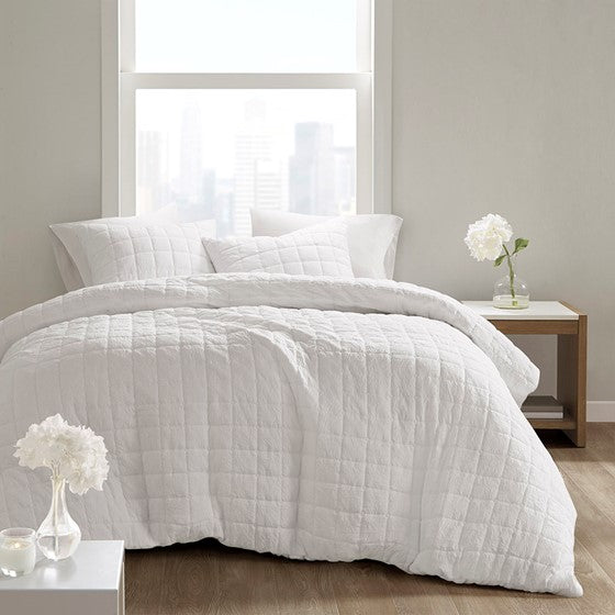 Olliix.com Comforters & Blankets - 3 Piece Quilt Top Comforter Mini Set White Full/Queen