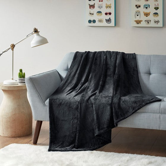 Olliix.com Pillows & Throws - Oversized Throw Black