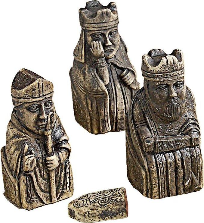 Design Toscano Spooky Decor - Isle Of Lewis Chess Set W/ Board