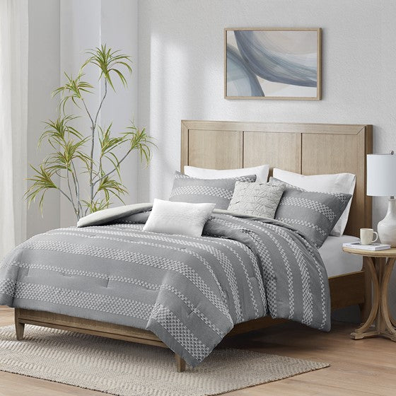 Olliix.com Comforters & Blankets - 5 Piece Clipped Jacquard Comforter Set with Throw Pillows Gray Full/Queen