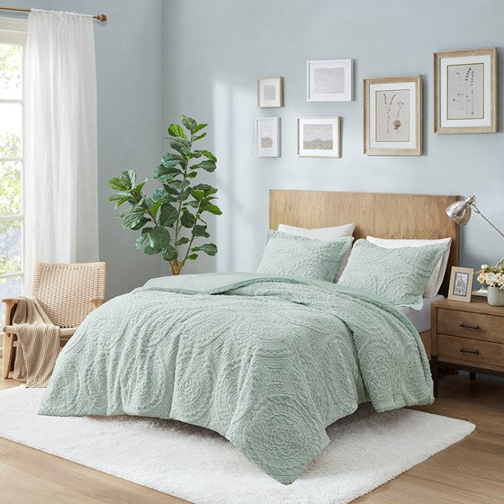 Olliix.com Comforters & Blankets - Embroidered Medallion Faux Fur Ultra Plush Comforter Mini Set Aqua Cal King
