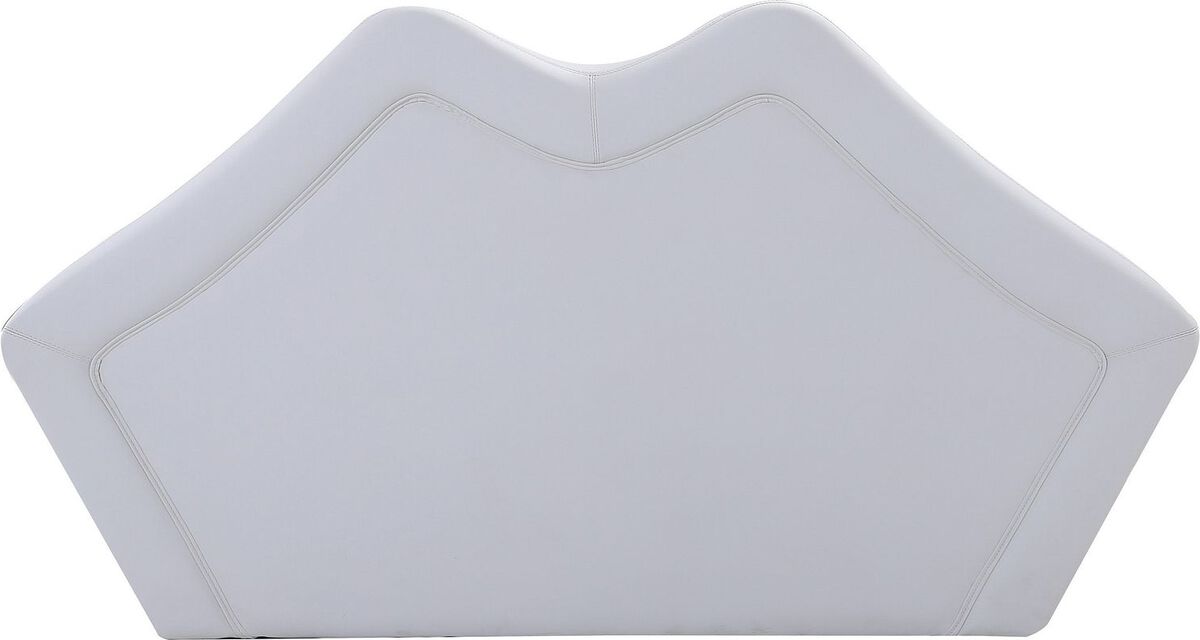 Manhattan Comfort Loveseats - Kiss 61.8 in. White Faux Leather 2-Seater Loveseat