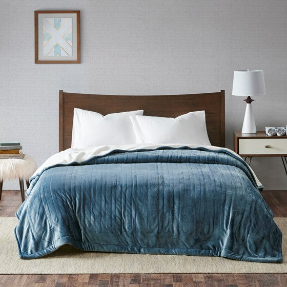 Olliix.com Heated Blankets - Plush Reverses to Berber Heated Blanket Blue Queen