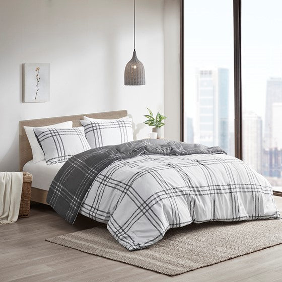 Olliix.com Comforters & Blankets - Plaid Reversible Comforter Set White/Gray Cal King