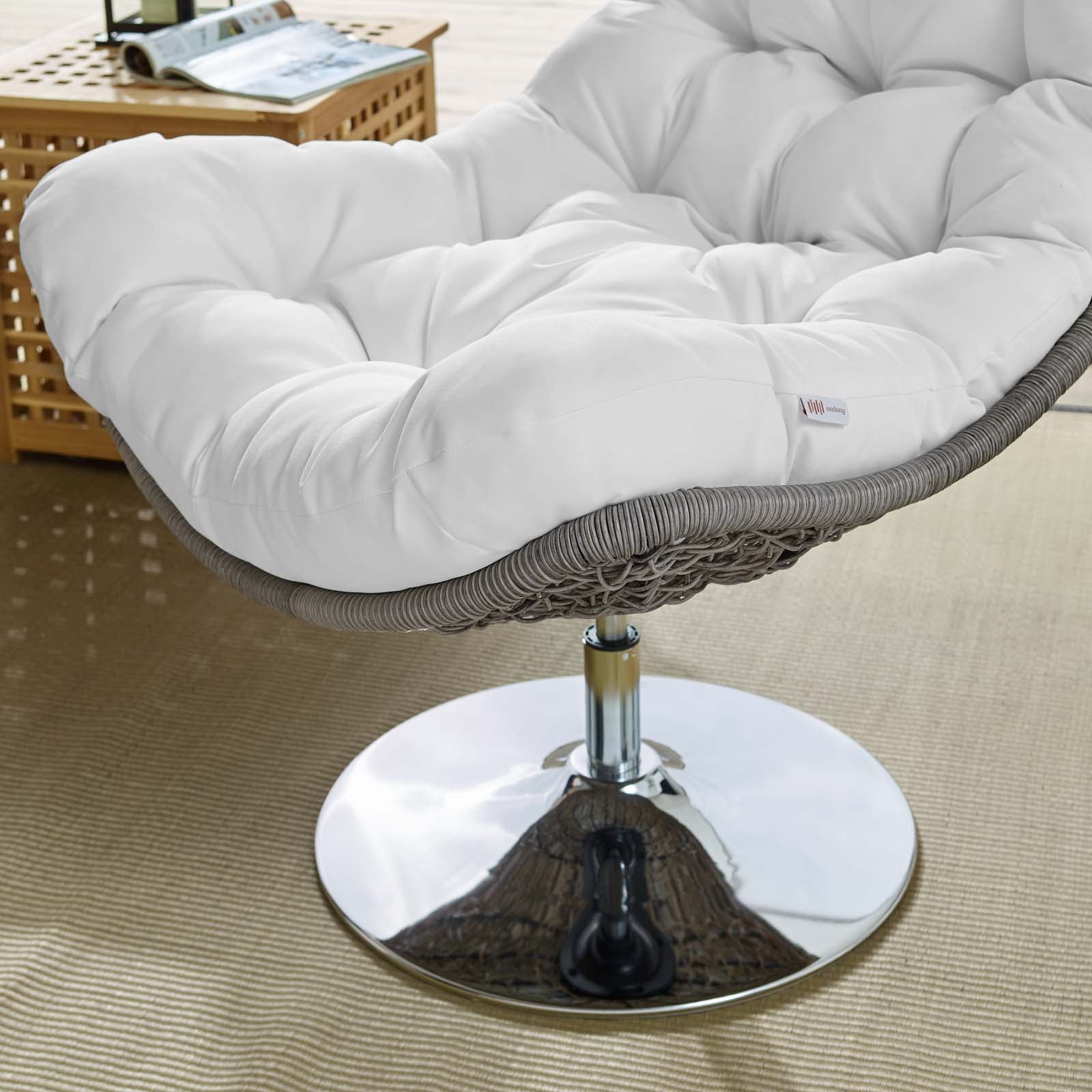 Modway Outdoor Chairs - Brighton Wicker Rattan Outdoor Patio Swivel Lounge Chair Light Gray White