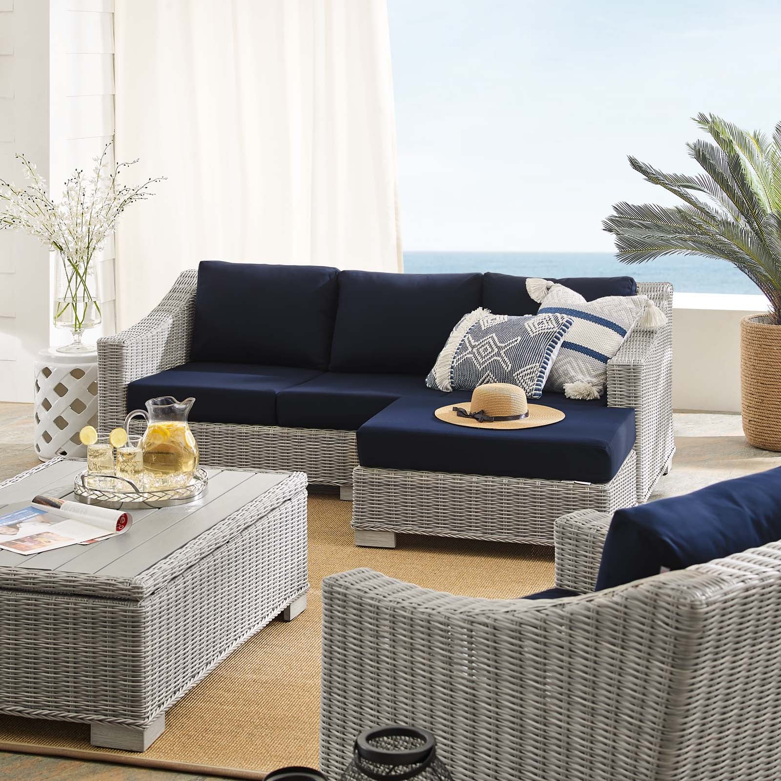 Modway Outdoor Sofas - Conway-Sunbrella¨-Outdoor-Patio-Wicker-Rattan-5-Piece-Furniture-Set-Light-Gray-Navy