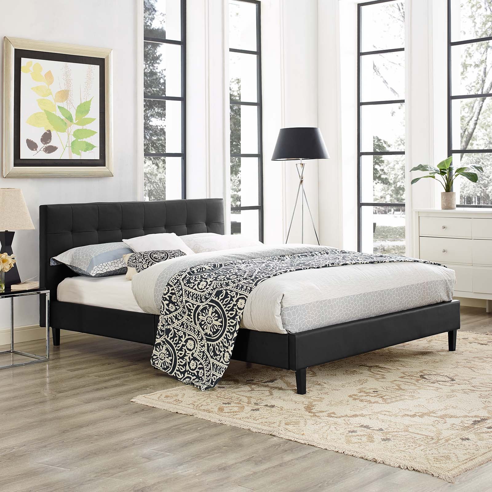 Linnea Full Faux Leather Bed Black 1300 lbs Weight Capacity