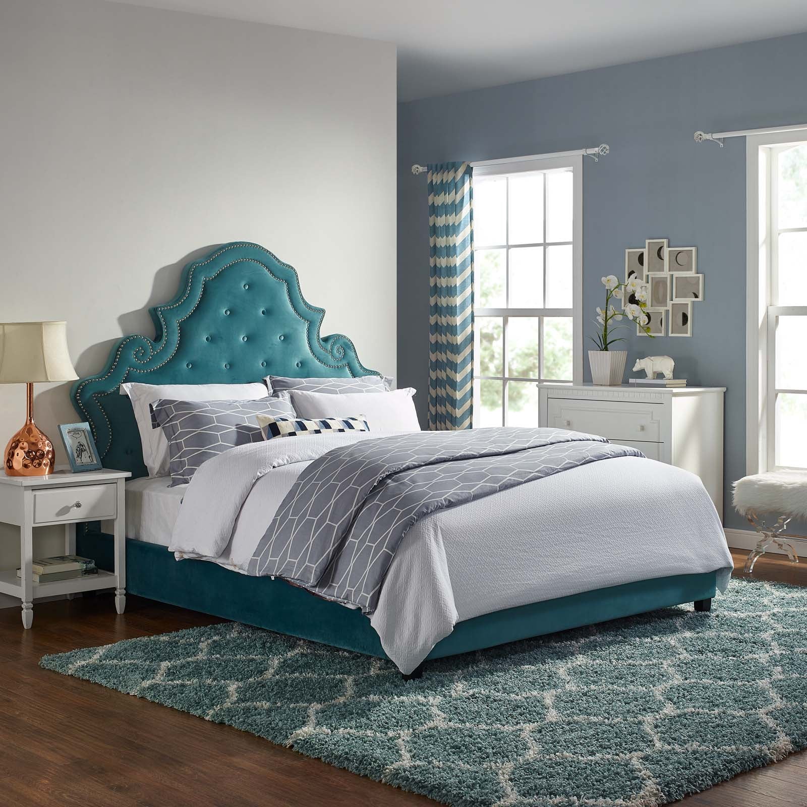 Modway Beds - Valentina Queen Tufted Nailhead Performance Velvet Platform Bed Sea Blue